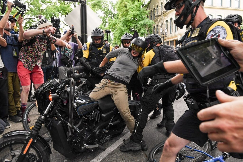 Fascist Proud Boys, Looking for Fight,  Wander Lost Through Portland as Police Allow Wild Goose Chase against Antifascists