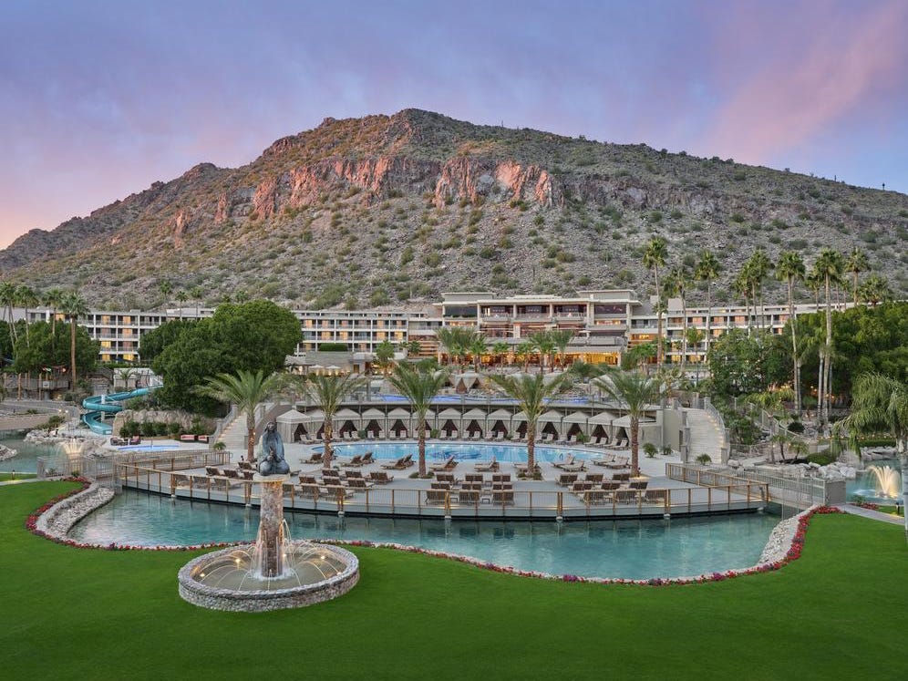best family vacation hotels phoenician booking