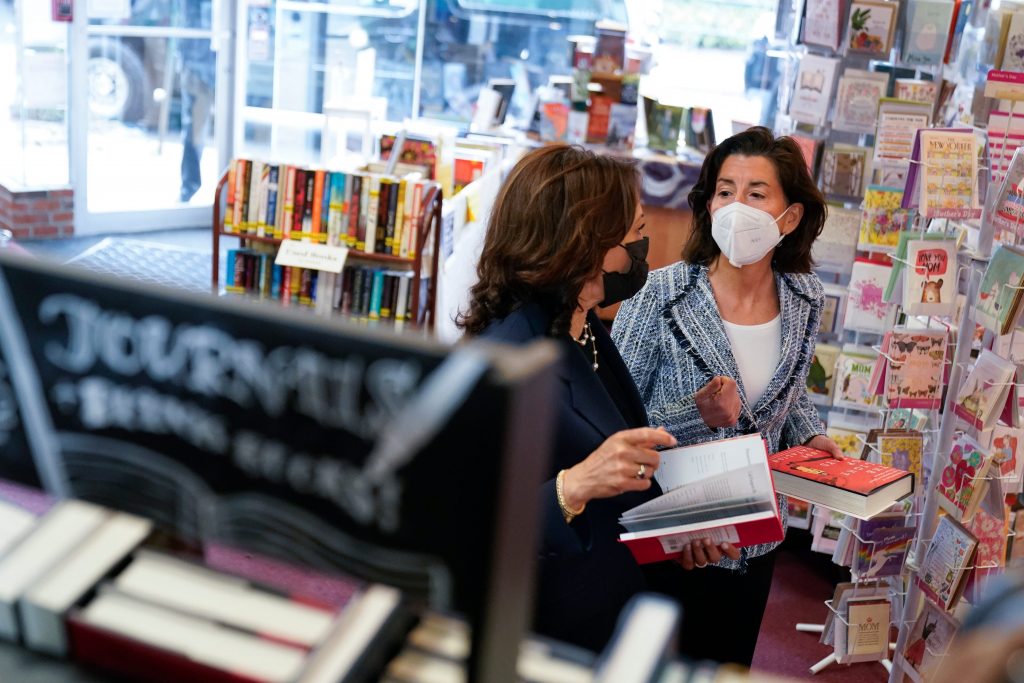 Many retail jobs might that disappeared during the pandemic might not return, says commerce secretary